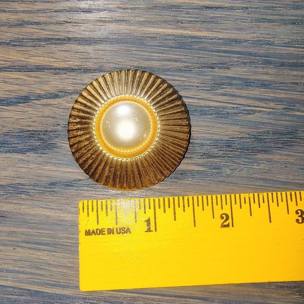Vintage Gold Tone Pearl Scarf Ring